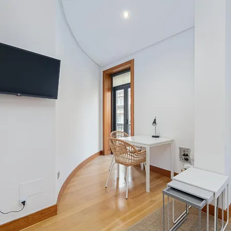 Appartement Sencillo En El Corazon De By
